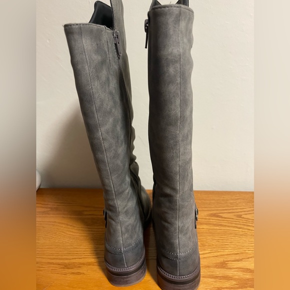 Rieker Fabrizia Tall Boot - Size 39 - Picture 2 of 4